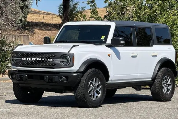 2022 Ford Bronco Badlands